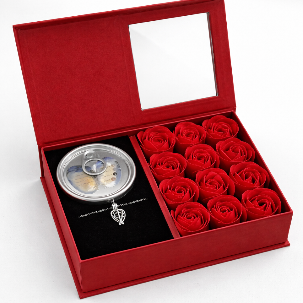 Aqualune Pearl Reveal Necklace